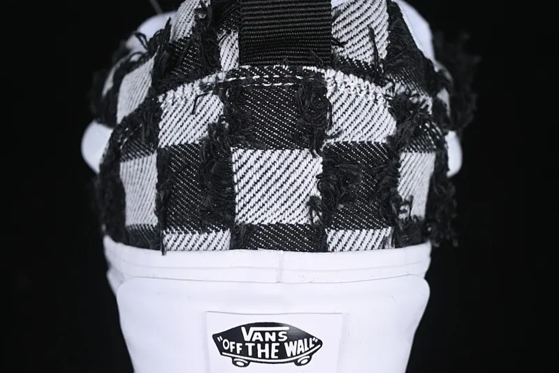 All categories Vans Vans series Vans Low Vans low-top Vans Knu Skool checkerboard washed denim low-top casual sneakers VN000CS0239